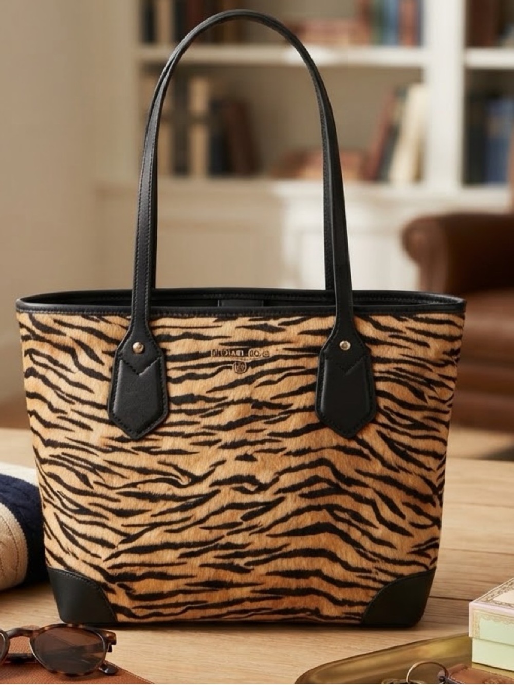 NWOT Michael Kors Tiger Print Tote Bag Black  Trim Gold Logo Authentic